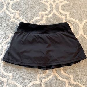black ivivva skirt size 8